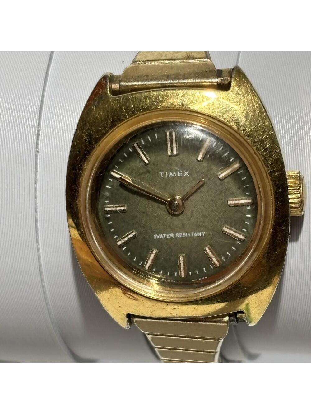 Vintage Timex Ladies Gold Tone Watch Green Dial Stretch Band Retro